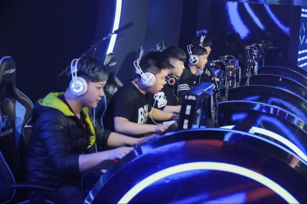 稳固世界 稳固世界